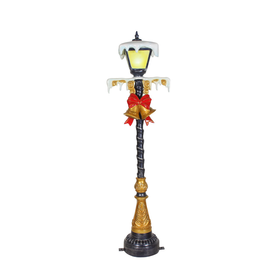 Lamp Post With Lights