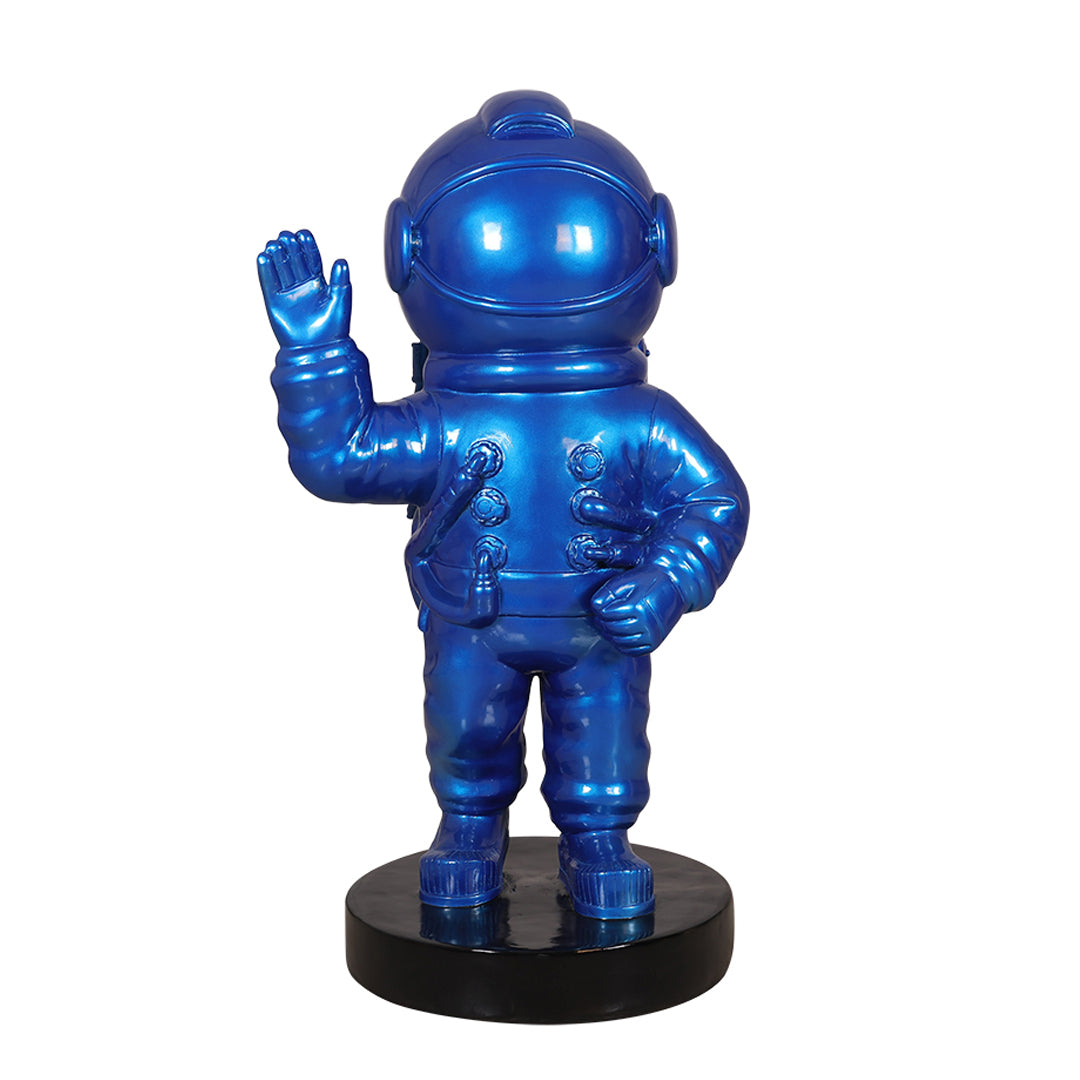 Universal Statues Astronaut