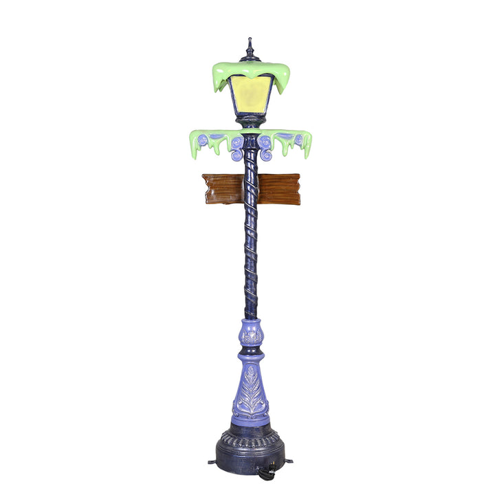 SLIMED WITCH LAMP POST