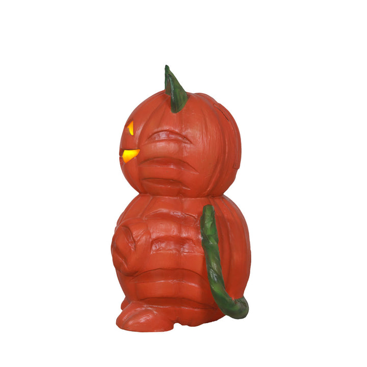 pumpkin cat statue sideview