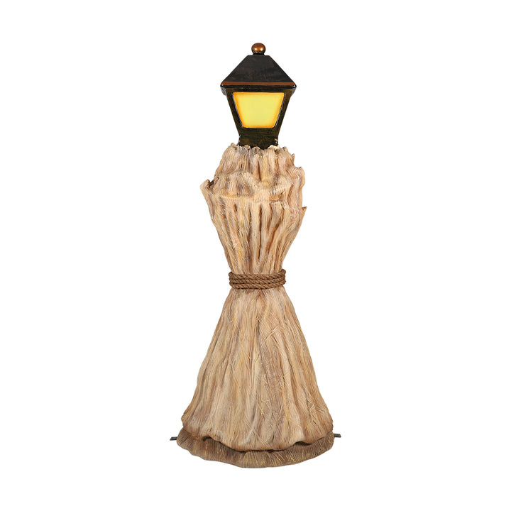 HAY LAMP POST